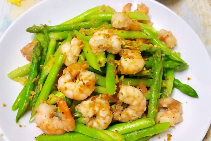 Tôm Nõn Xào Măng Tây