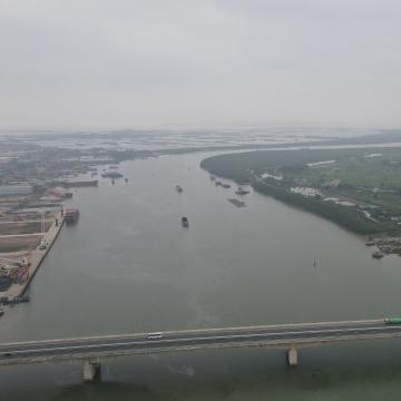 Sông Chanh Quảng Yên: Khám Phá Nhịp Sống Làng Chài Bình Yên & Cảnh Hoàng Hôn Huyền Ảo