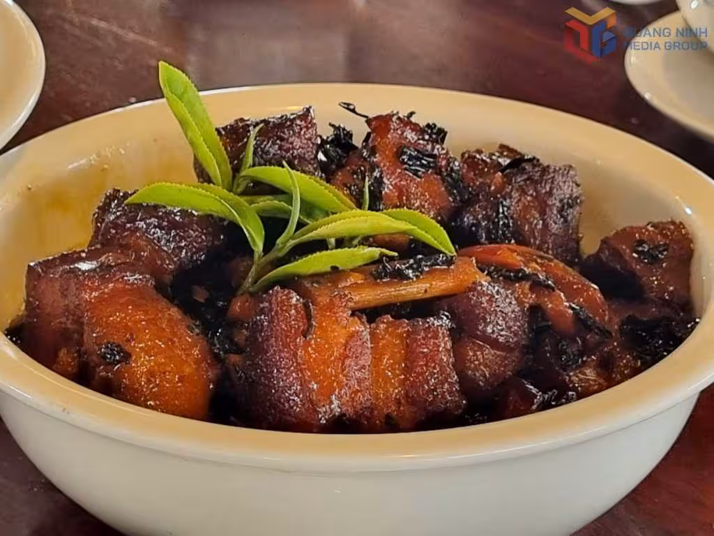 Khám phá nghệ thuật ẩm thực vị trà độc đáo tại vùng đất Đường Hoa Khám phá nghệ thuật ẩm thực vị trà độc đáo tại vùng đất Đường Hoa