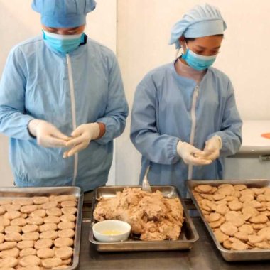 Chả Hàu Vân Đồn: Tinh Hoa Ẩm Thực Quảng Ninh Nâng Tầm Giá Trị Hải Sản Việt Chả Hàu Vân Đồn: Tinh Hoa Ẩm Thực Quảng Ninh Nâng Tầm Giá Trị Hải Sản Việt