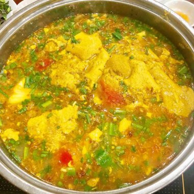 Cà Ra Quảng Ninh: Đặc Sản 'Cua Lông' Trời Ban Và Nghệ Thuật Thưởng Thức Lẩu Cà Ra Chuẩn Vị Cà Ra Quảng Ninh: Đặc Sản 'Cua Lông' Trời Ban Và Nghệ Thuật Thưởng Thức Lẩu Cà Ra Chuẩn Vị