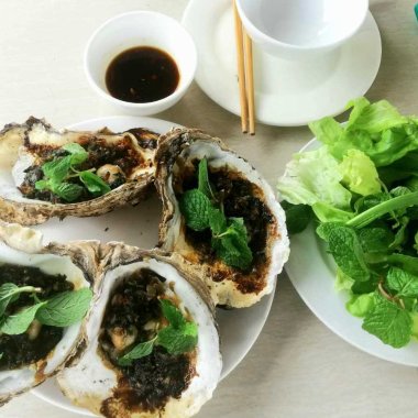 Hà Đại Dương Quảng Ninh: Giải Mã Đặc Sản Khổng Lồ Và Cách Thưởng Thức Chuẩn Vị Hà Đại Dương Quảng Ninh: Giải Mã Đặc Sản Khổng Lồ Và Cách Thưởng Thức Chuẩn Vị
