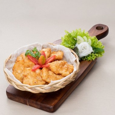 Chả mực Hạ Long: Tinh hoa ẩm thực biển Quảng Ninh và bí quyết chọn mua chuẩn vị Chả mực Hạ Long: Tinh hoa ẩm thực biển Quảng Ninh và bí quyết chọn mua chuẩn vị