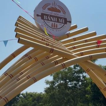 Lễ hội Bánh mì 2026: Đội nắng từ sớm, tìm lại 'vị tuổi thơ' Lễ hội Bánh mì 2026: Đội nắng từ sớm, tìm lại 'vị tuổi thơ'